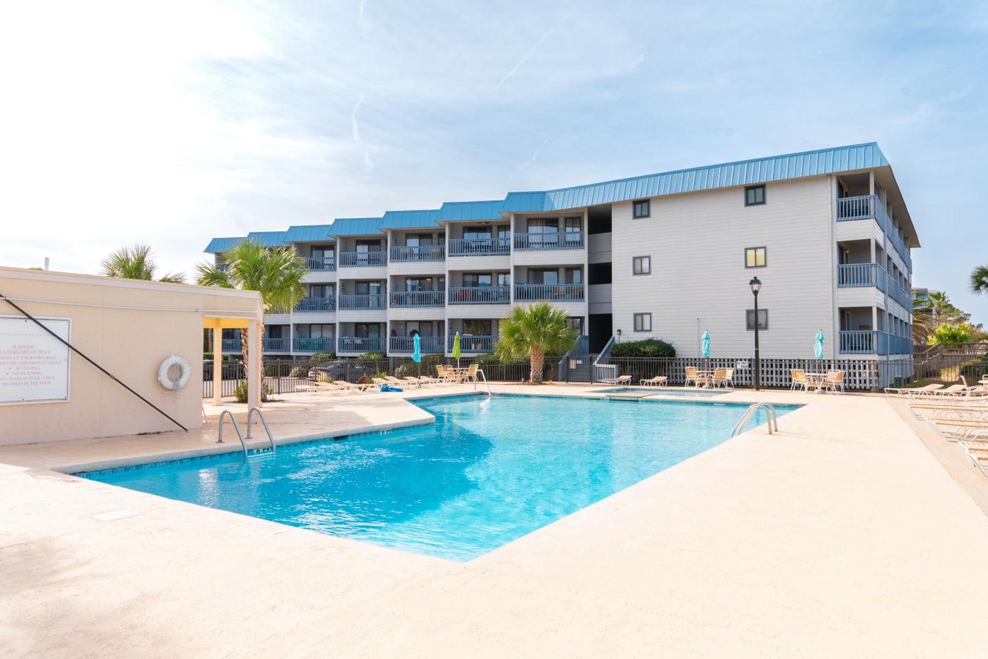 Private Balcony - Beach - Pool And Pickleball Apartment Tybee Island Exterior photo