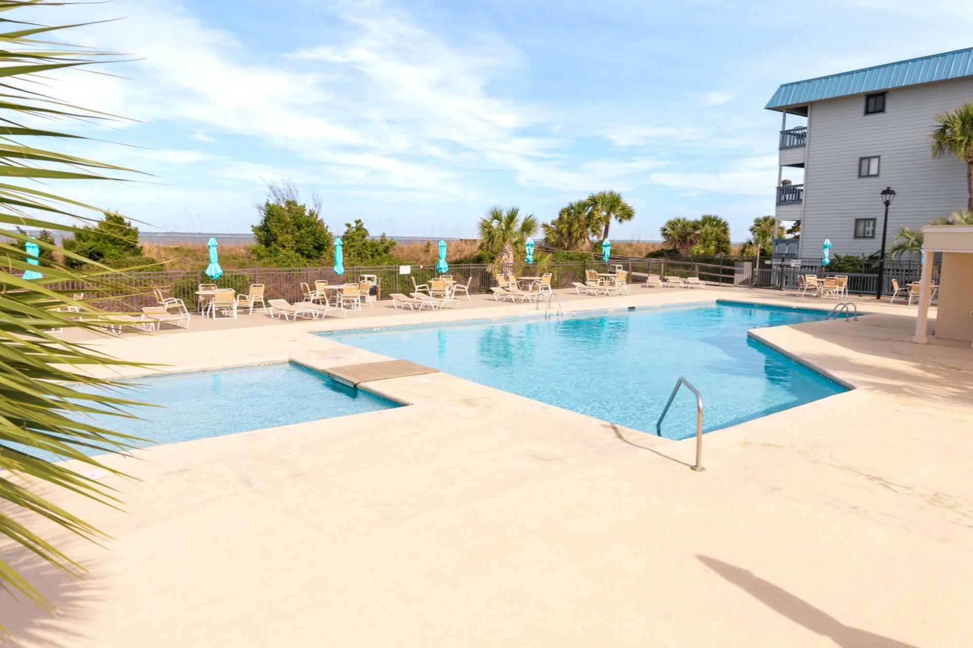 Private Balcony - Beach - Pool And Pickleball Apartment Tybee Island Exterior photo