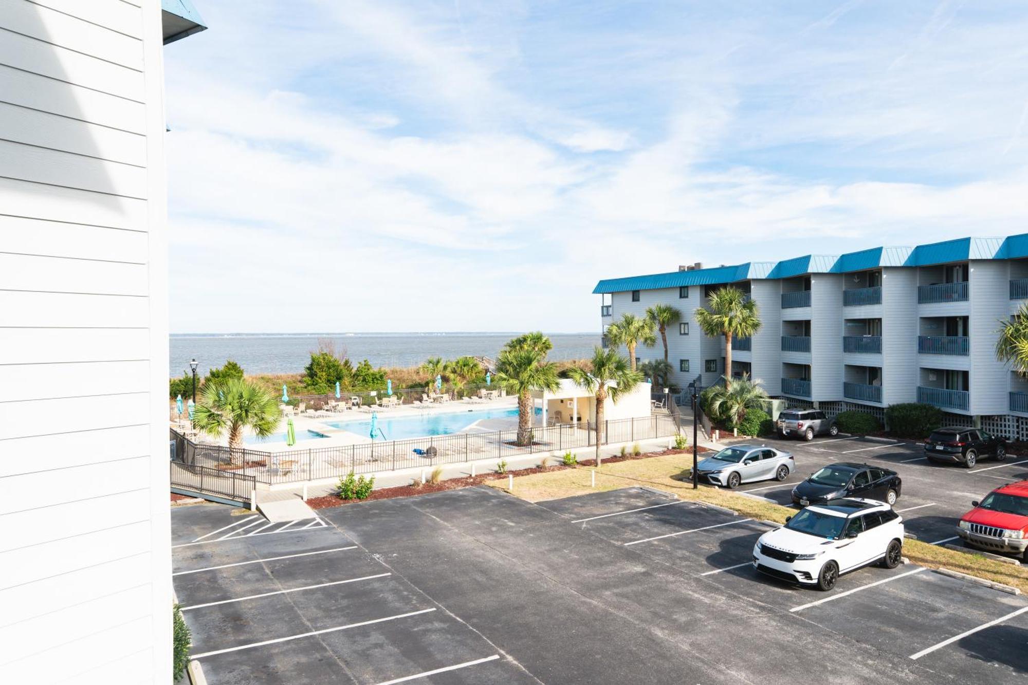 Private Balcony - Beach - Pool And Pickleball Apartment Tybee Island Exterior photo